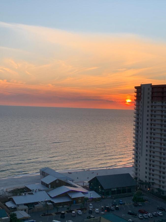 1717 Laketown Wharf 1 King Bedroom, 2 Bath Panama City Beach Eksteriør billede